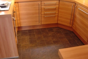12 Laminat Stone dunkelbraun
