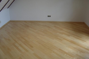 24 Fertigparkett Birke