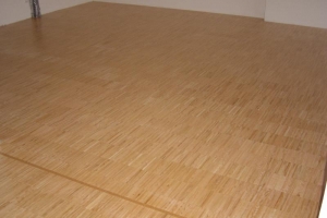 27 Massiv Parkett HKL Roteiche