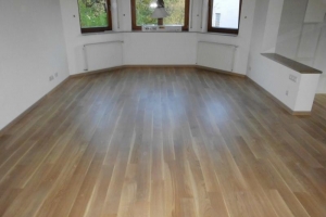 45 Fertigparkett Eiche pure