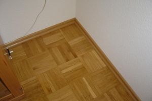 28 Mosaikparkett Eiche nach Reparatur